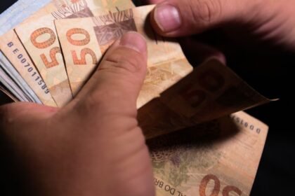 Caixa começa a pagar Bolsa Família de junho