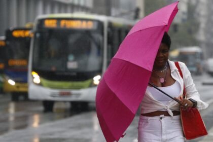 Chuva no RJ cancela show em transmissão gratuita de jogo do Brasil