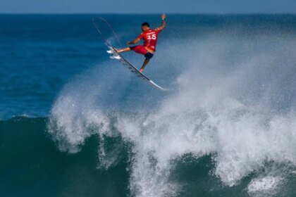 Com 4 surfistas, Brasil segue na briga pela etapa de Saquarema