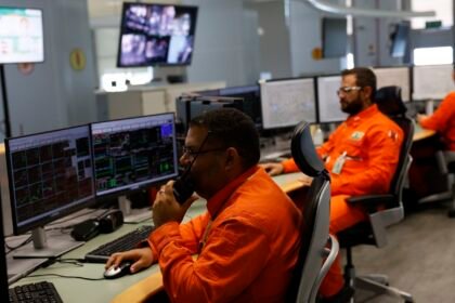 Com emprego aquecido, subutilização é a menor da história; entenda