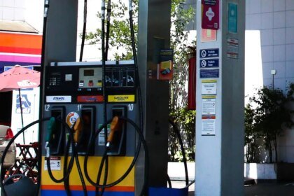 Concorrência do etanol e subvenção fazem preço da gasolina cair