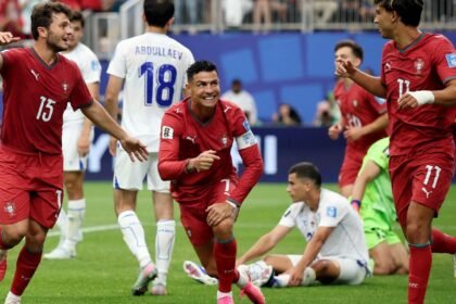 Cristiano Ronaldo faz dois gols e Portugal vence o Uzbequistão por 5x0
