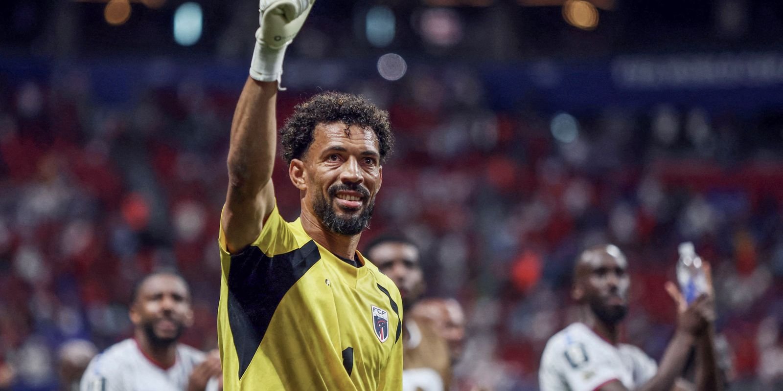 Goleiro Vozinha brilha contra a Espanha e vira destaque na Copa