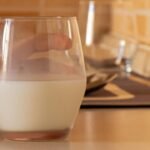 Leite cru, pasteurizado ou longa vida: o que realmente muda entre eles?