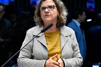 Lula anuncia Teresa Leitão como nova liderança do governo no Senado
