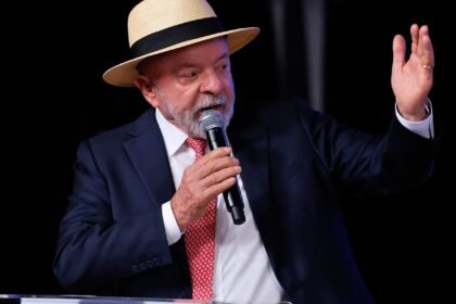Lula parabeniza Colômbia após eleição com vitória da direita
