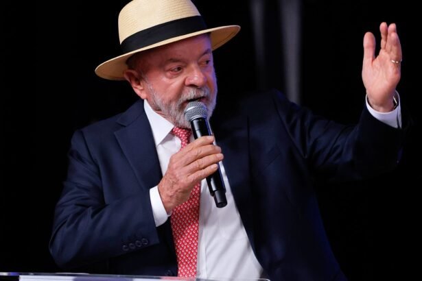 Lula parabeniza Colômbia após eleição com vitória da direita