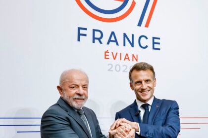 Lula tem encontros com presidentes da França e da Suíça