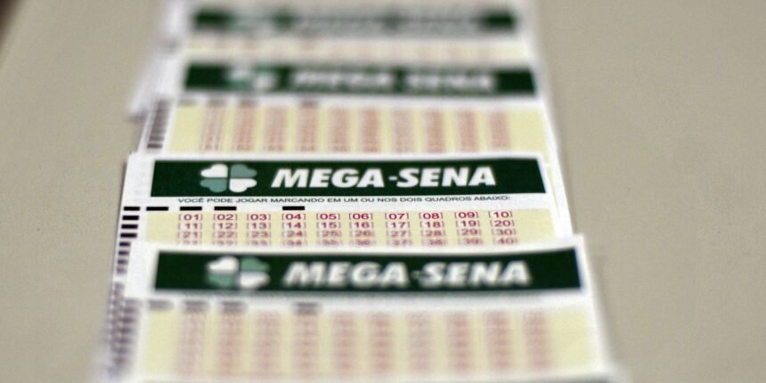 Mega-Sena acumula e prêmio principal vai para R$ 27 milhões