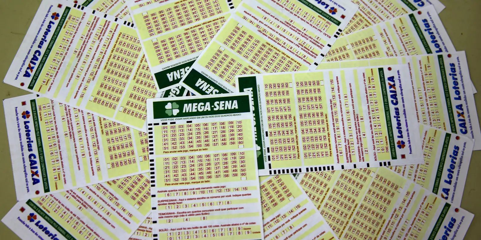Mega-Sena acumula novamente e prêmio principal vai para R$ 42 milhões