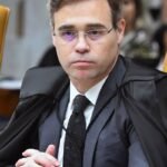 Mendonça suspende multas de norma sobre saúde mental no trabalho