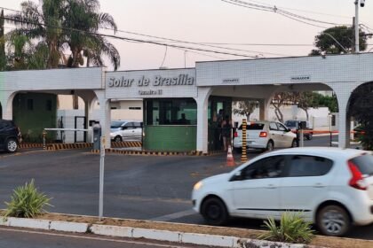 Moraes vai decidir se Bolsonaro continuará em prisão domiciliar