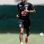 Para "otimizar" recuperação, Neymar está fora do jogo contra o Haiti