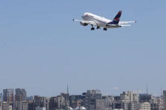 Petrobras reduz preço do querosene de aviação em 14,2%
