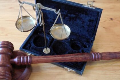 Programa busca impulsionar liderança de mulheres no sistema judicial