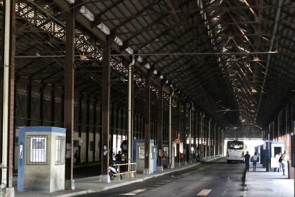 Rodoviários rejeitam proposta e decidem manter greve no Rio