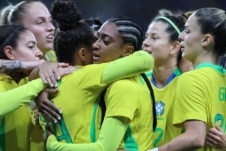 Seleção feminina encara Estados Unidos esta noite em São Paulo