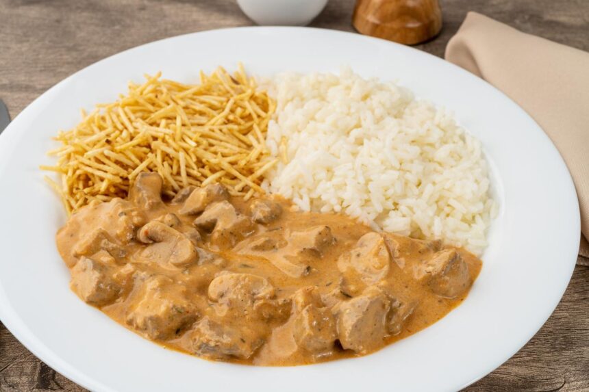 strogonoff de carne