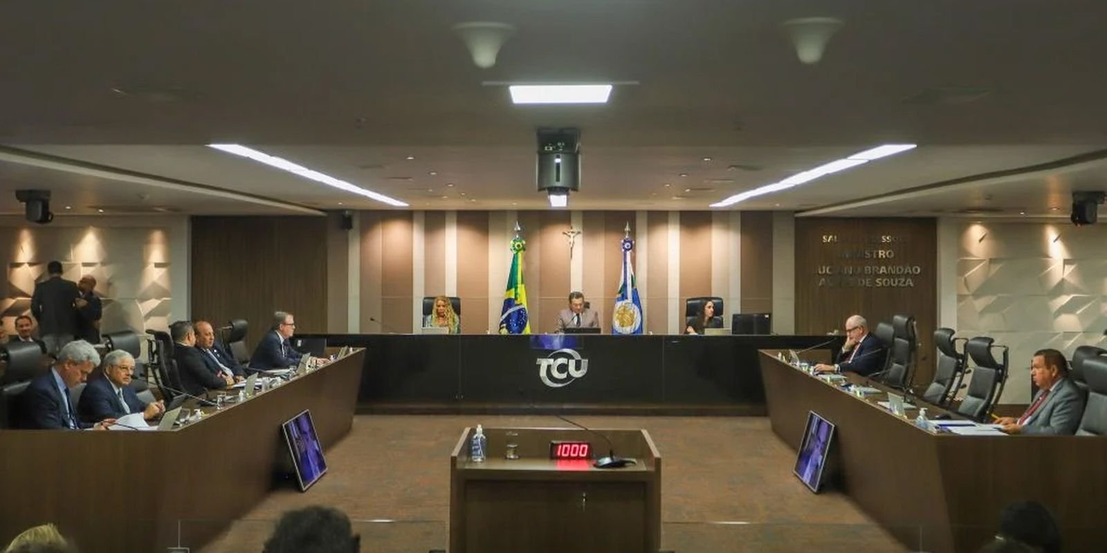 TCU aprova com ressalvas contas do governo Lula de 2025