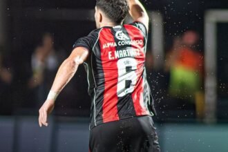 Vitória vira sobre Fortaleza e conquista o penta da Copa do Nordeste