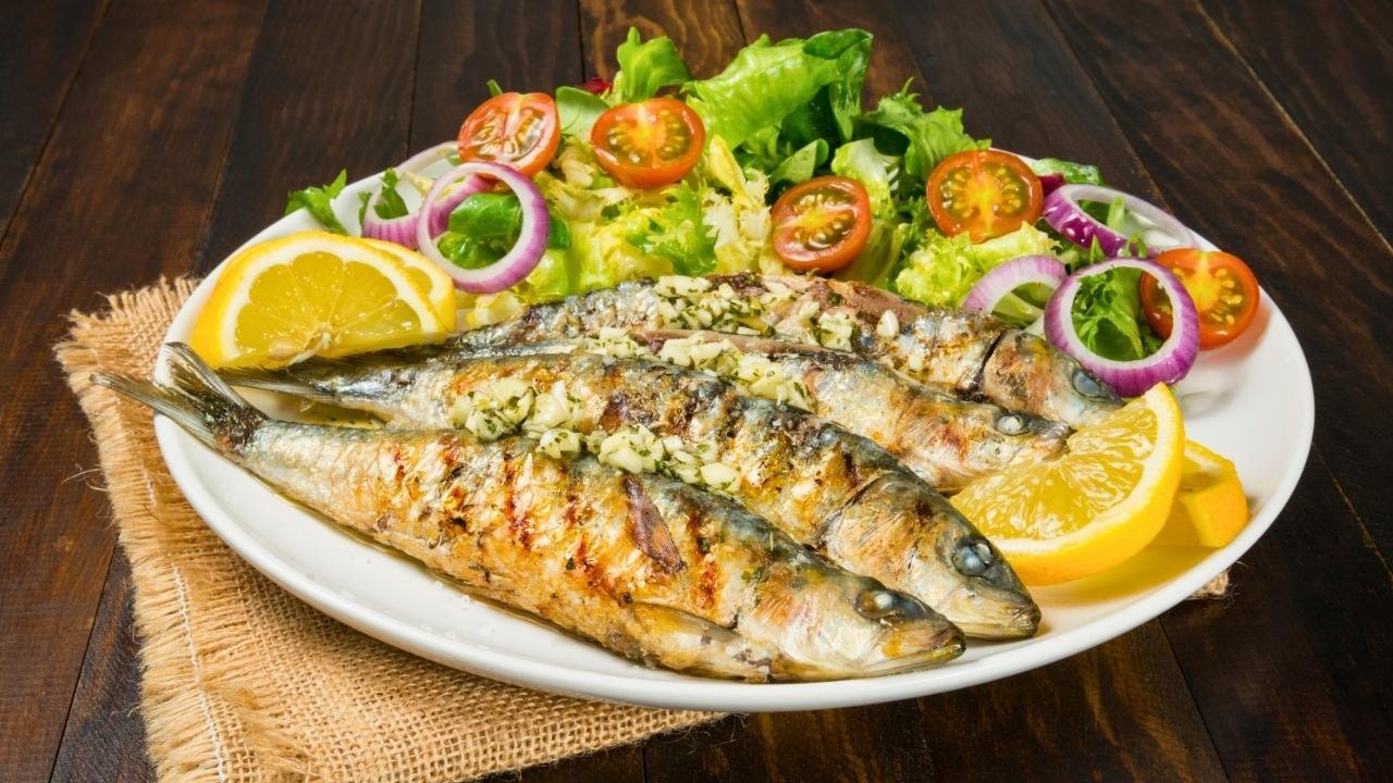 12 receitas com sardinha que ficam muito mais saborosas do que você imagina