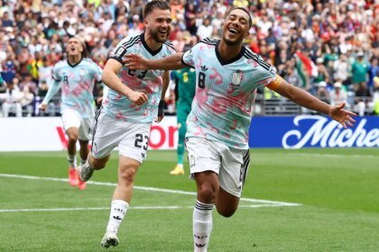 Bélgica vira contra o Senegal com pênalti no final da prorrogação