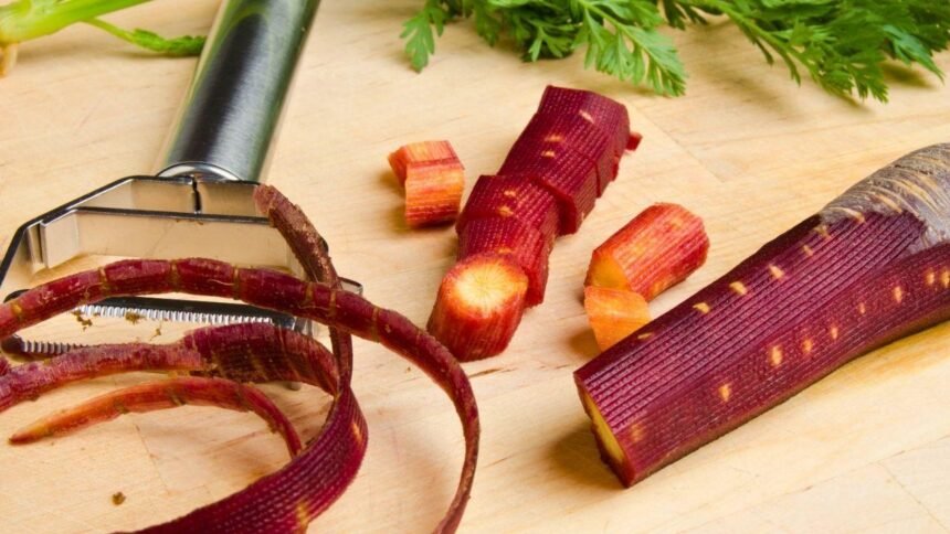 Corte rápido na cozinha: como usar descascadores, cortadores e mandolines