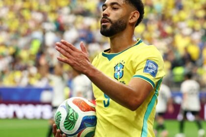 Matheus Cunha agradece "respeito" ao Brasil, mas rechaça favoritismo