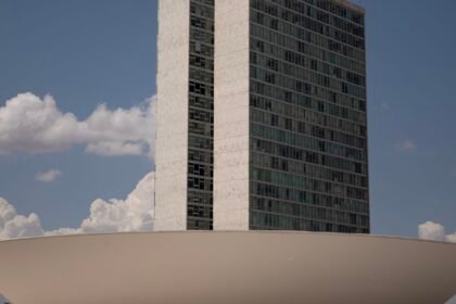 Motta cria comissão para analisar PEC que reduz maioridade penal