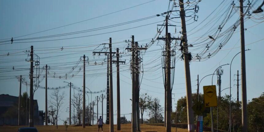 Número de acidentes com a rede elétrica cresceu no Brasil em 2025