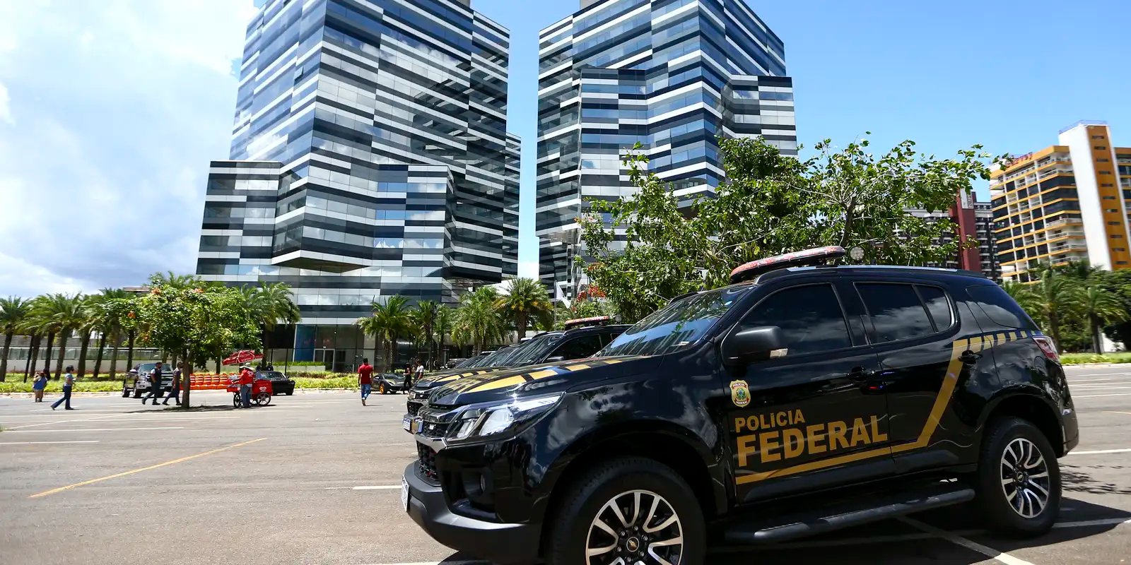 PF mira empresário suspeito de intimidar jornalistas no caso Master