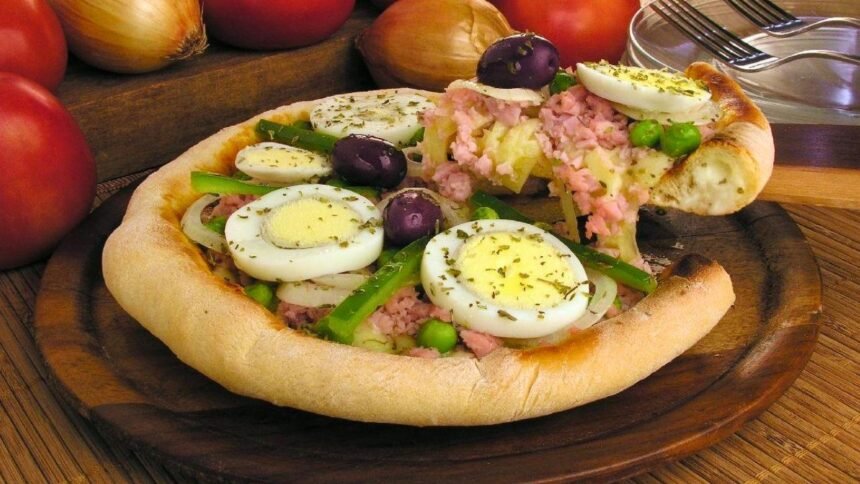 Pizza portuguesa é uma delícia! Veja 5 versões de para testar em casa