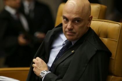 STF dá 48h para tribunais explicarem pagamentos acima do limite a juiz