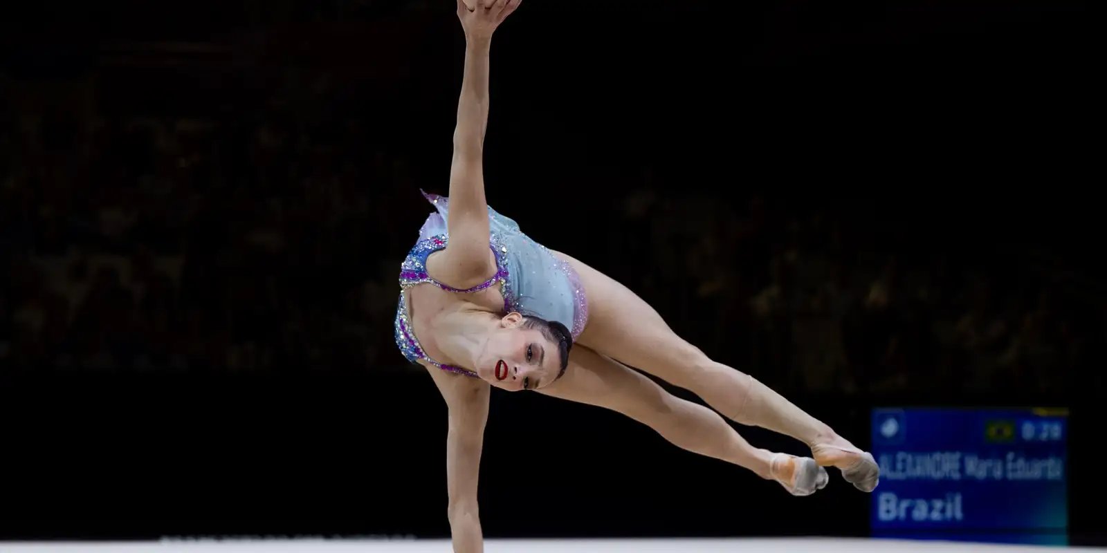 Babi e Maria Eduarda brilham em 1º dia do Mundial de Ginástica Rítmica