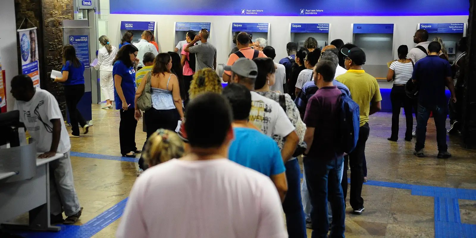Bancários farão paralisação de 24 horas nesta quinta-feira