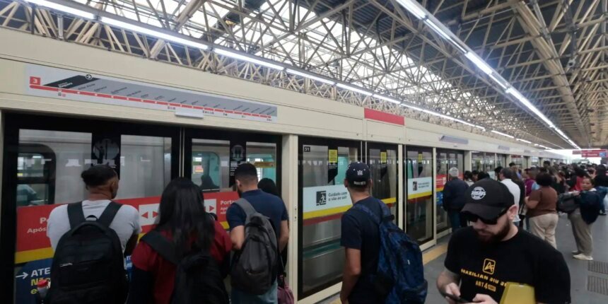 Governo de SP diz que não haverá demissões de funcionários da CPTM