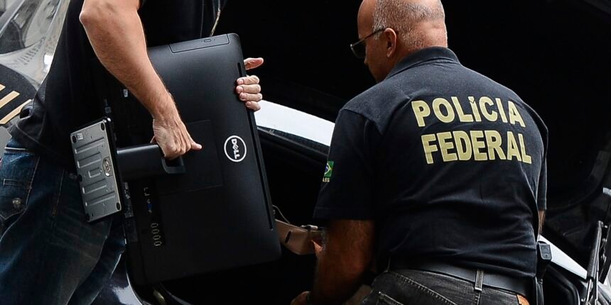 PF investiga senador Weverton Rocha por suspeita de desvios no INSS