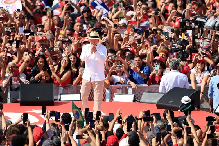 Foto: Paulo Pinto/Agencia Brasil São Paulo - 16/08/2026 - São Bernardo do Campo (SP)-16/08/2026 . Primeiro ato de campanha do presidente Lula, no estádio 1º de Maio.
Foto: Paulo Pinto/Agencia Brasil