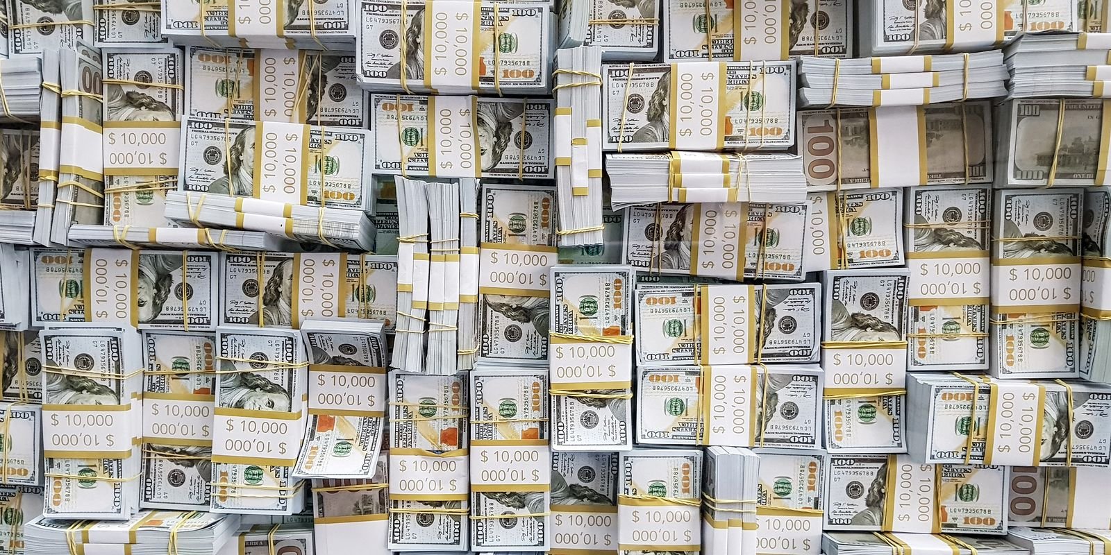 Com pessimismo externo, dólar sobe 0,47% e aproxima-se de R$ 5,20