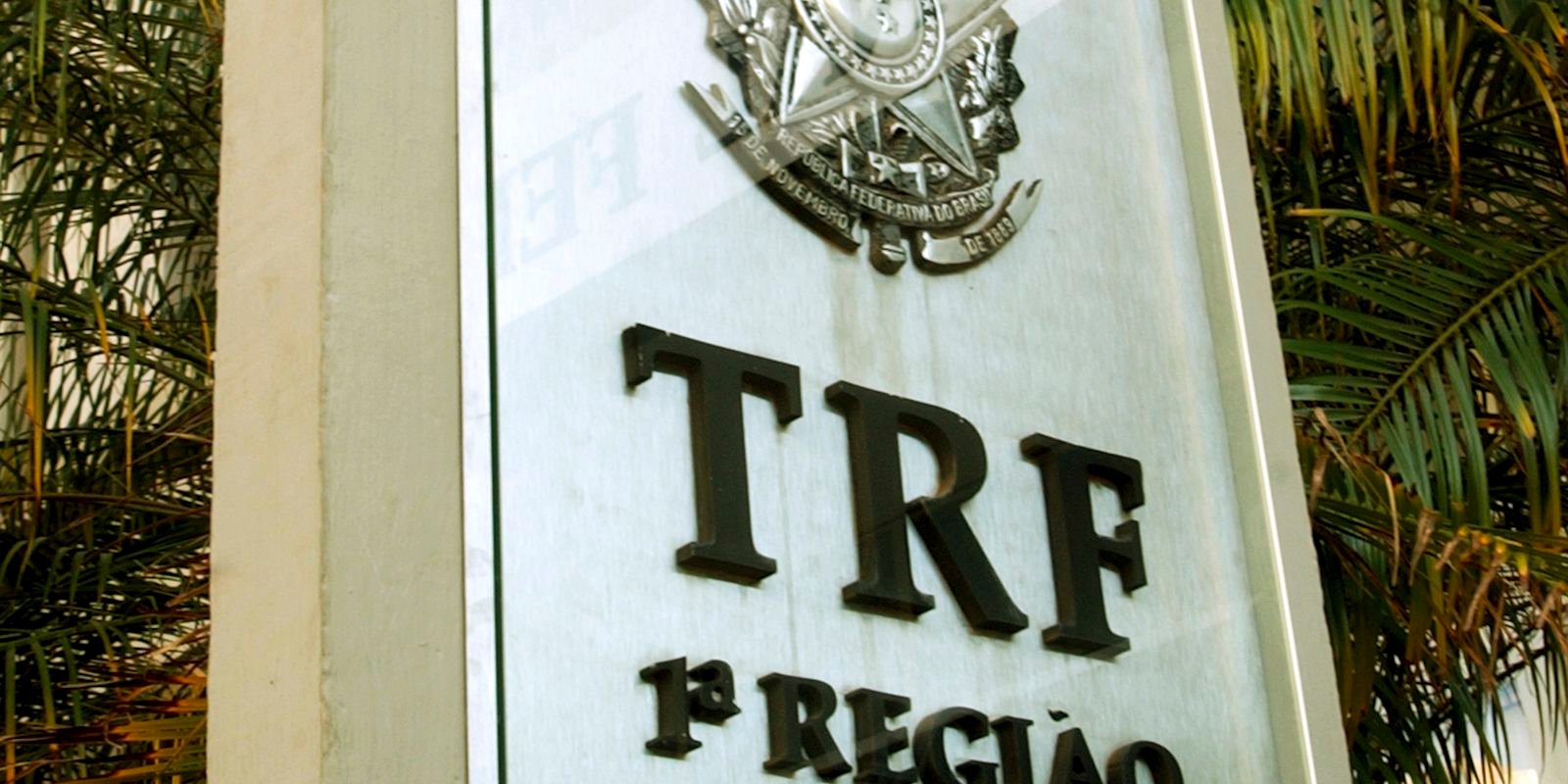 Desembargador mantém cobrança de imposto de exportação de petróleo