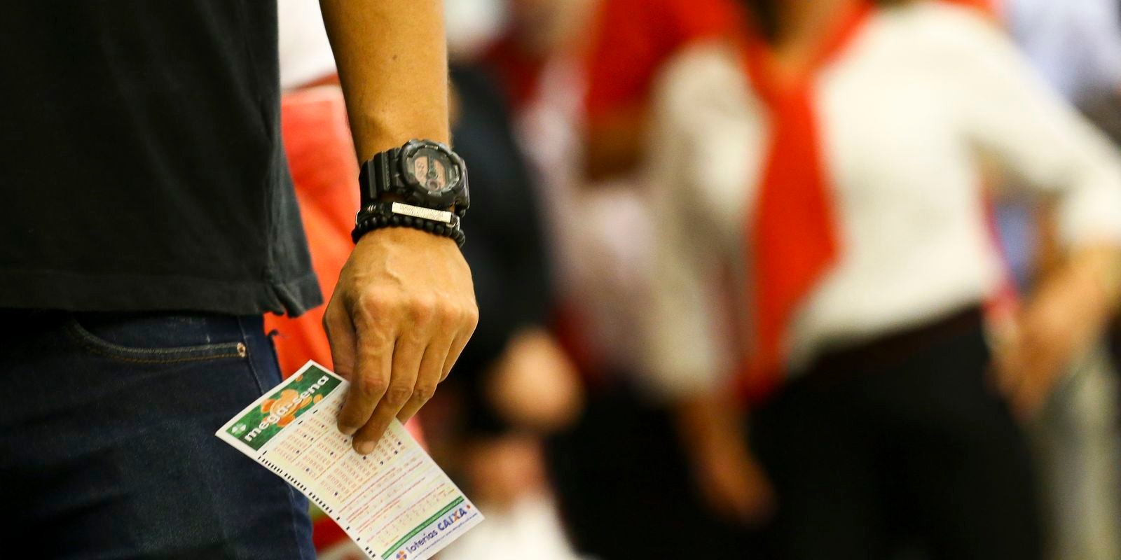 Mega-Sena acumula para R$ 48 milhões; confira os números sorteados