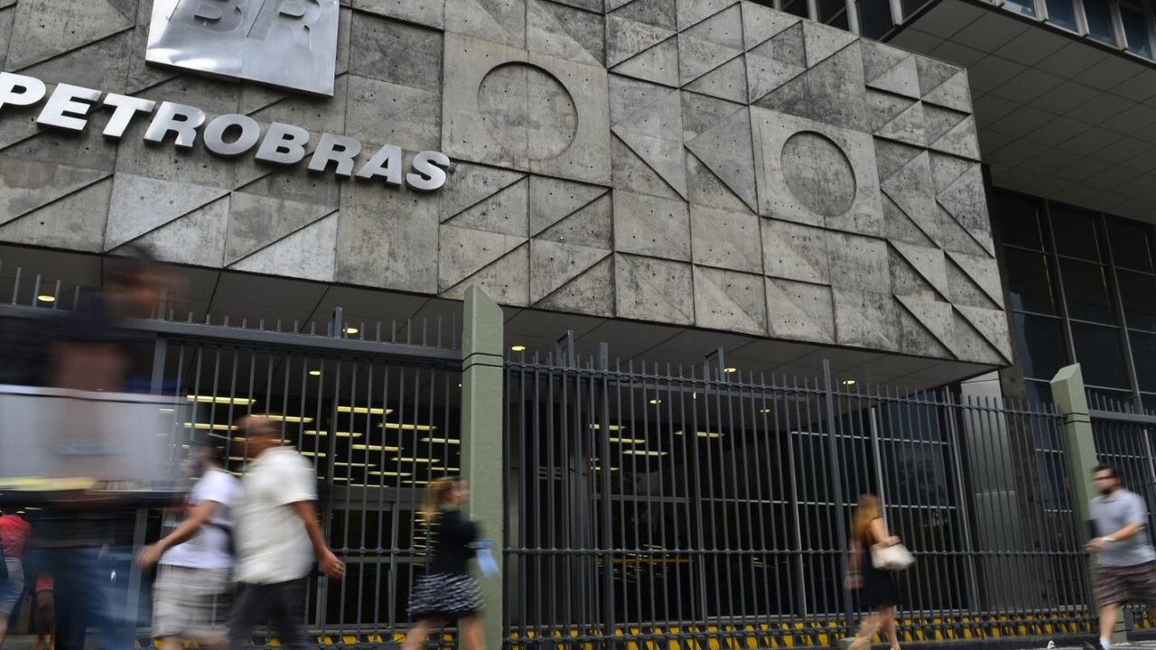 Petrobras fecha acordo para comprar gás dos EUA por mais de 20 anos
