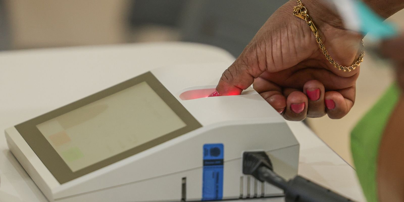 Conheça governadores e senadores eleitos e os deputados mais votados