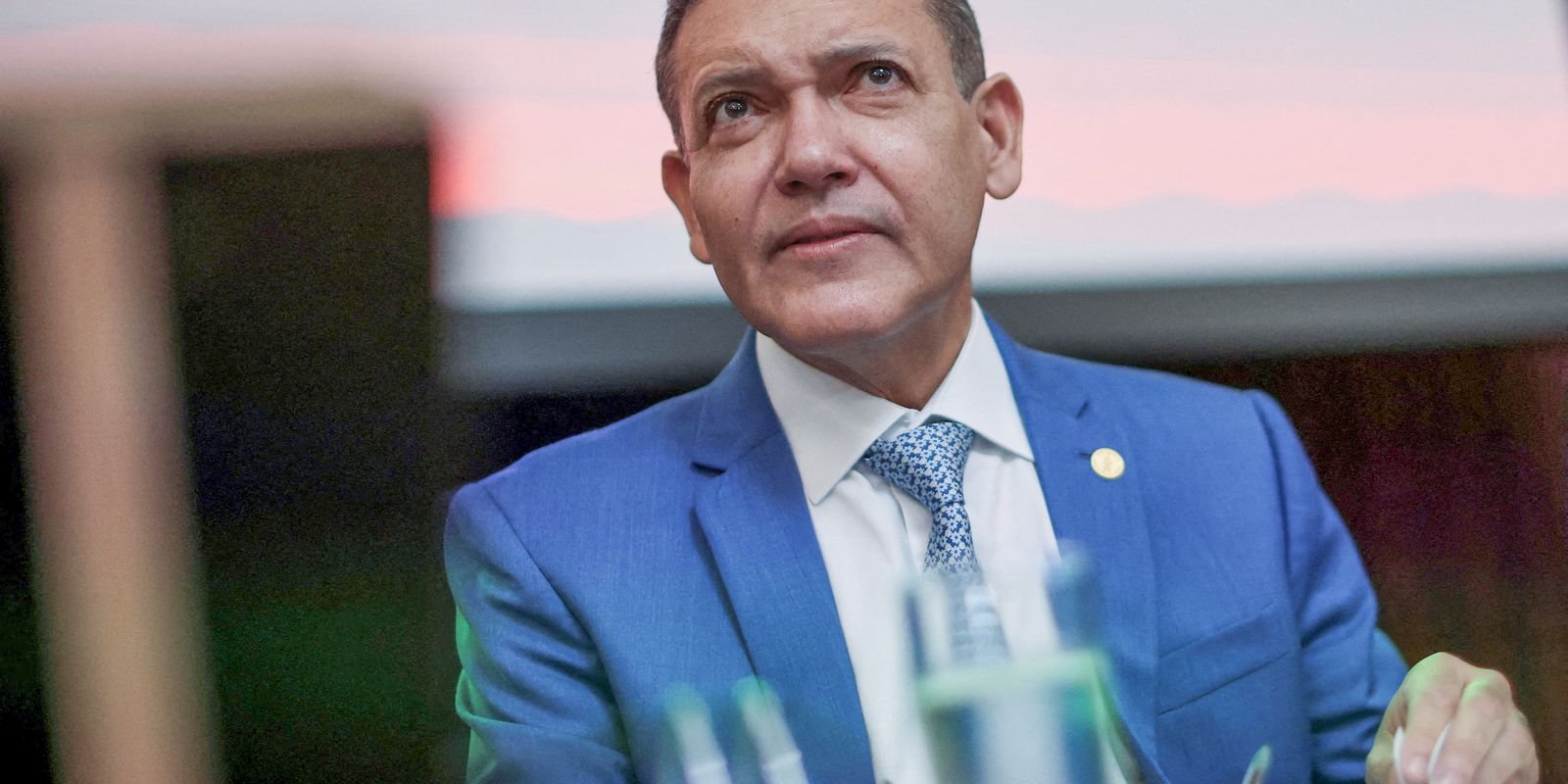Eleição segue normal e sem sinal de interferência externa, diz Marques