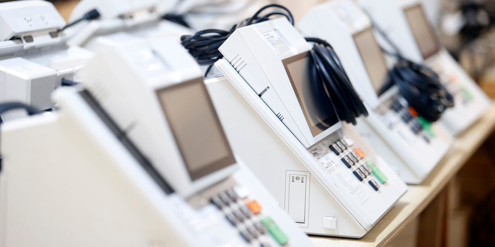 Estado de SP começa a preparar mais de 114 mil urnas para o 2º turno