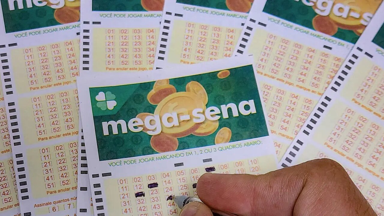 Mega-Sena acumula novamente e prêmio vai a R$ 320 milhões