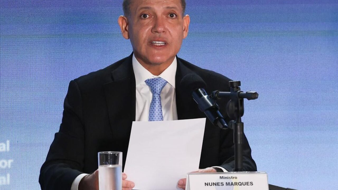 Presidente do TSE diz que eleições ocorreram dentro da normalidade