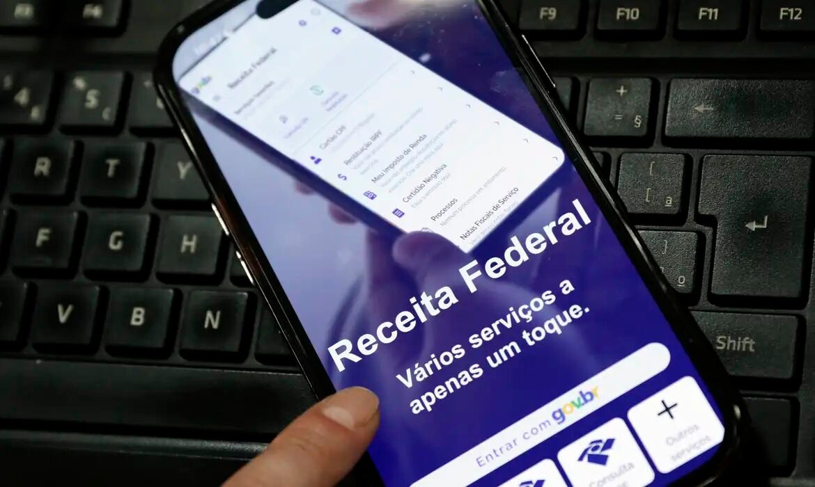 Receita paga nesta sexta-feira lote da malha fina do Imposto de Renda